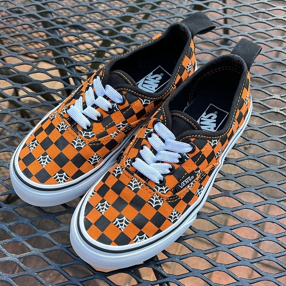 VANS KIDS GLOW CHECKERBOARD WEB AUTHENTIC ELASTIC LACE Size 1 Big Kids Halloween - Picture 15 of 16